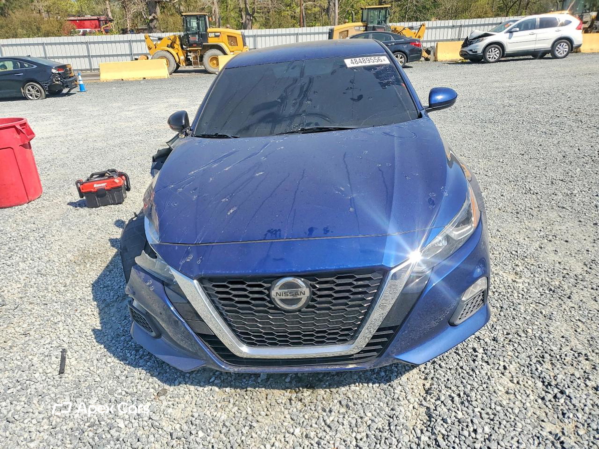 Nissan Altima 2020
