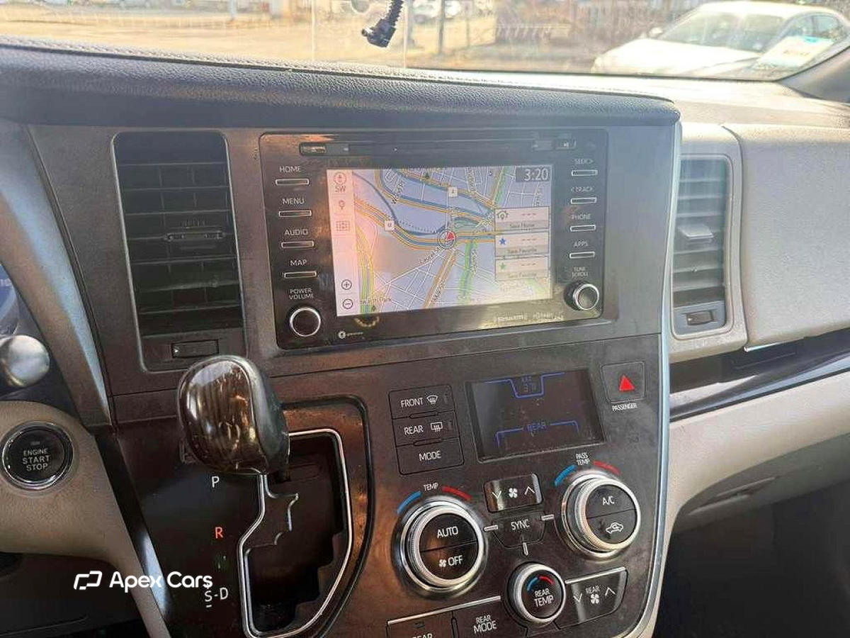Toyota Sienna 2018