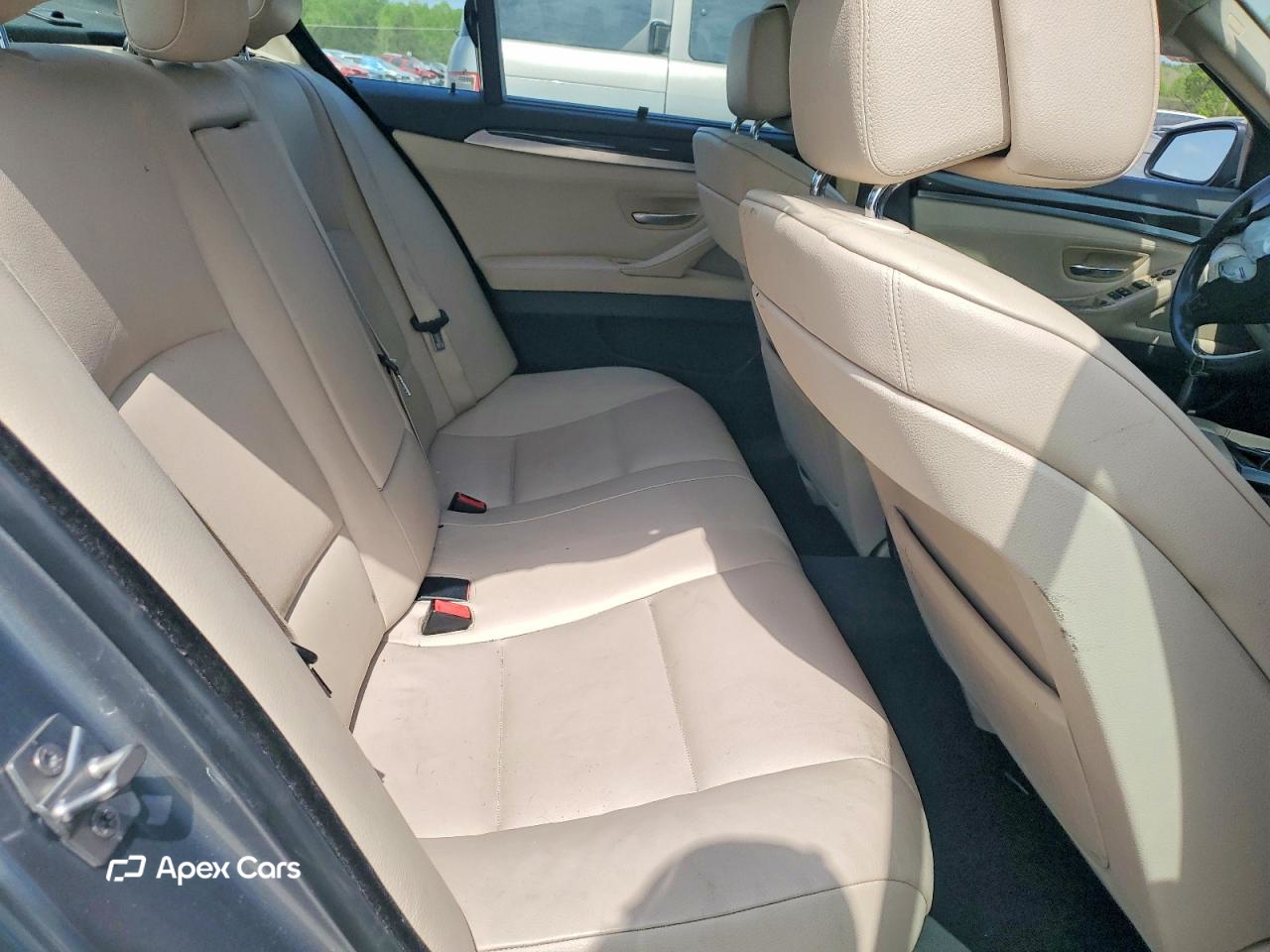 BMW Series 5 2011