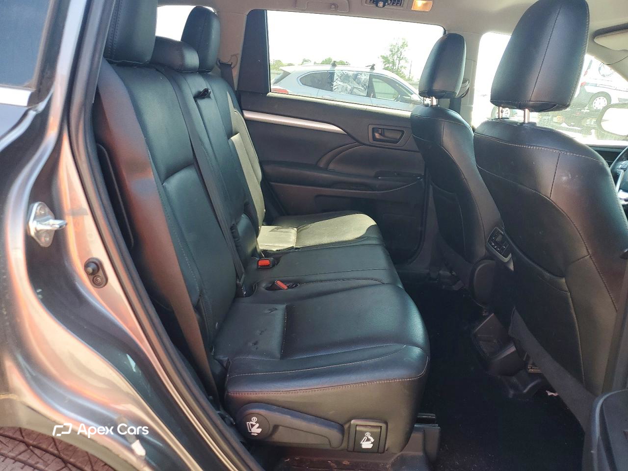 Toyota Highlander 2015