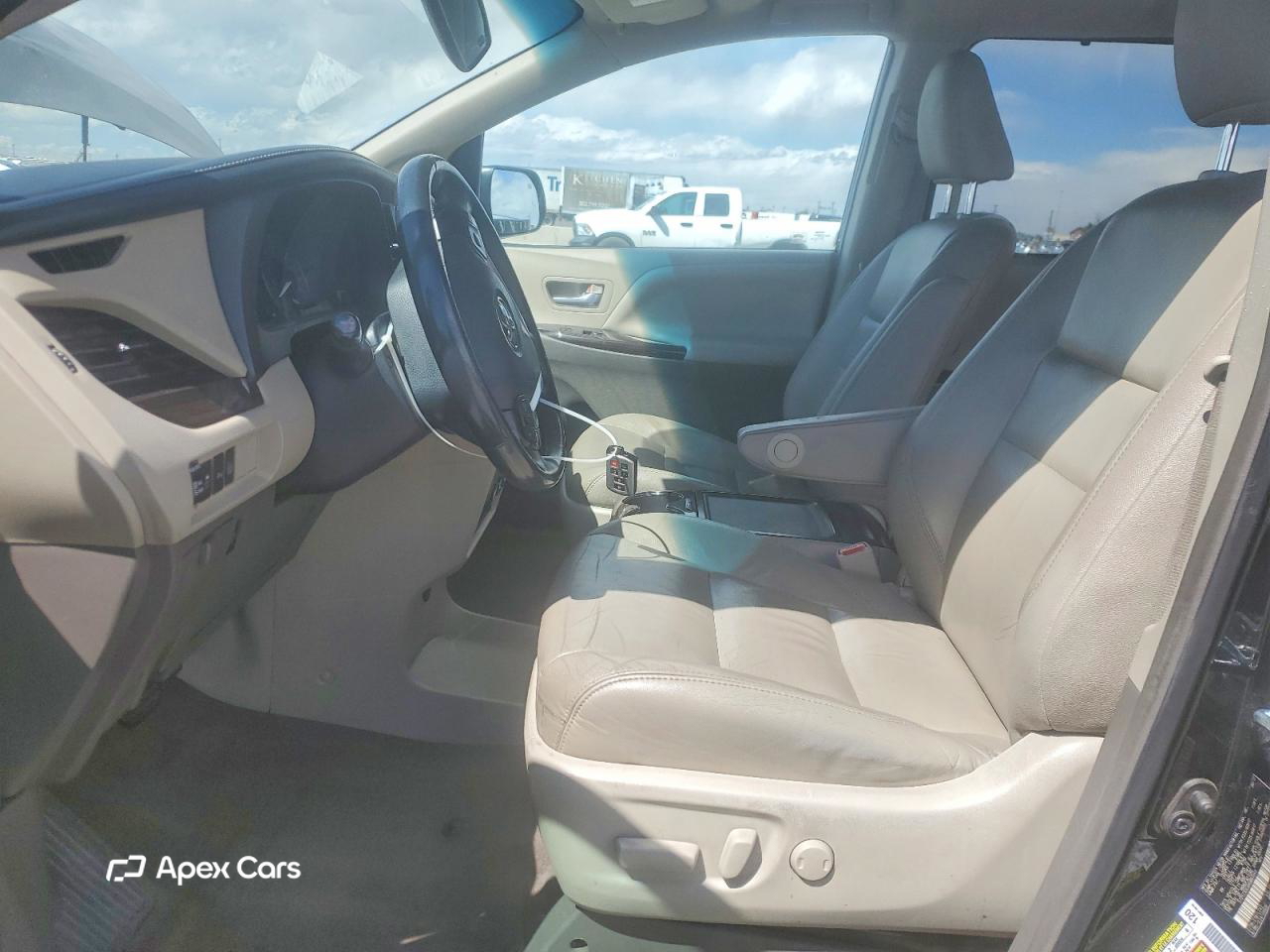Toyota Sienna 2017