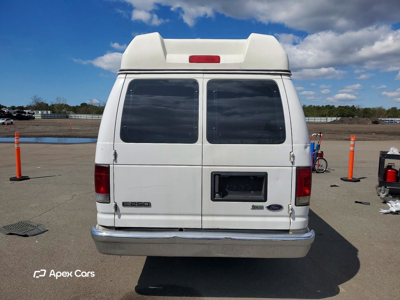 Ford Econoline 2010