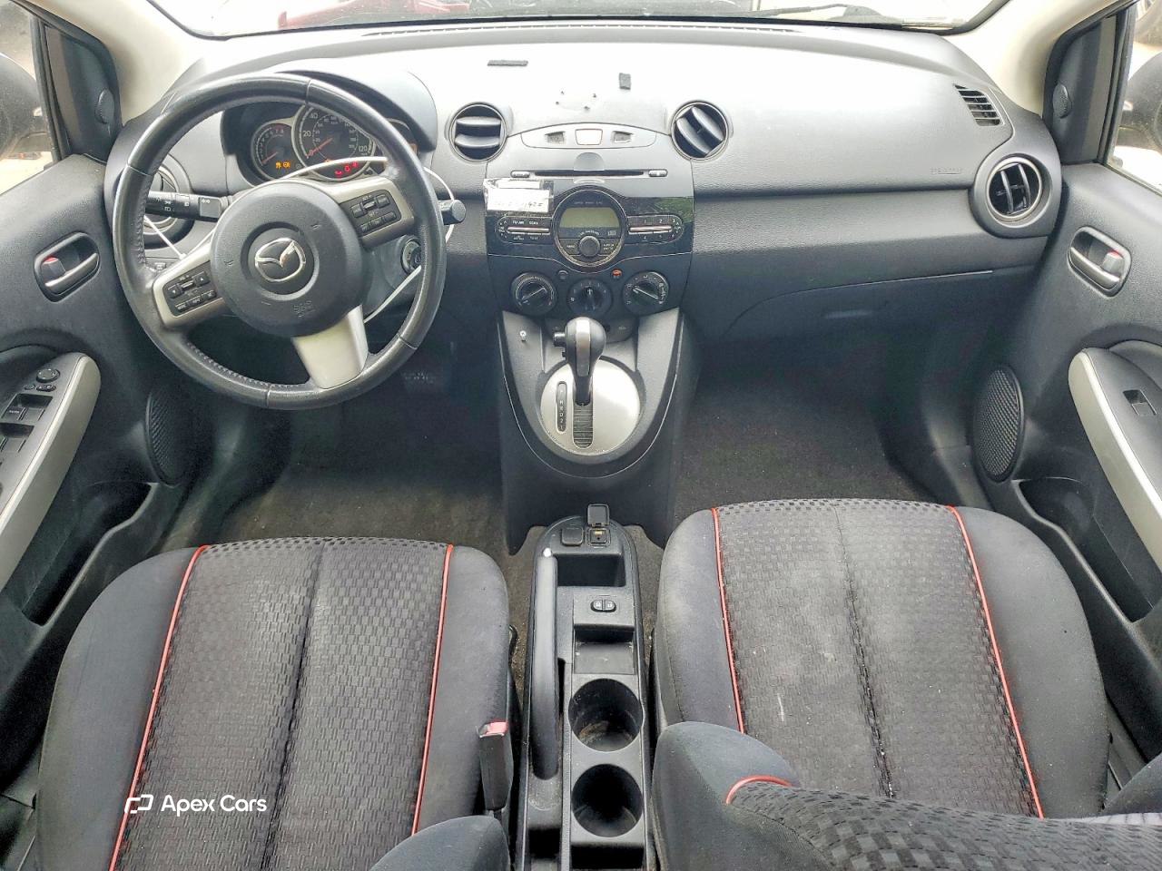 Mazda 2 2013