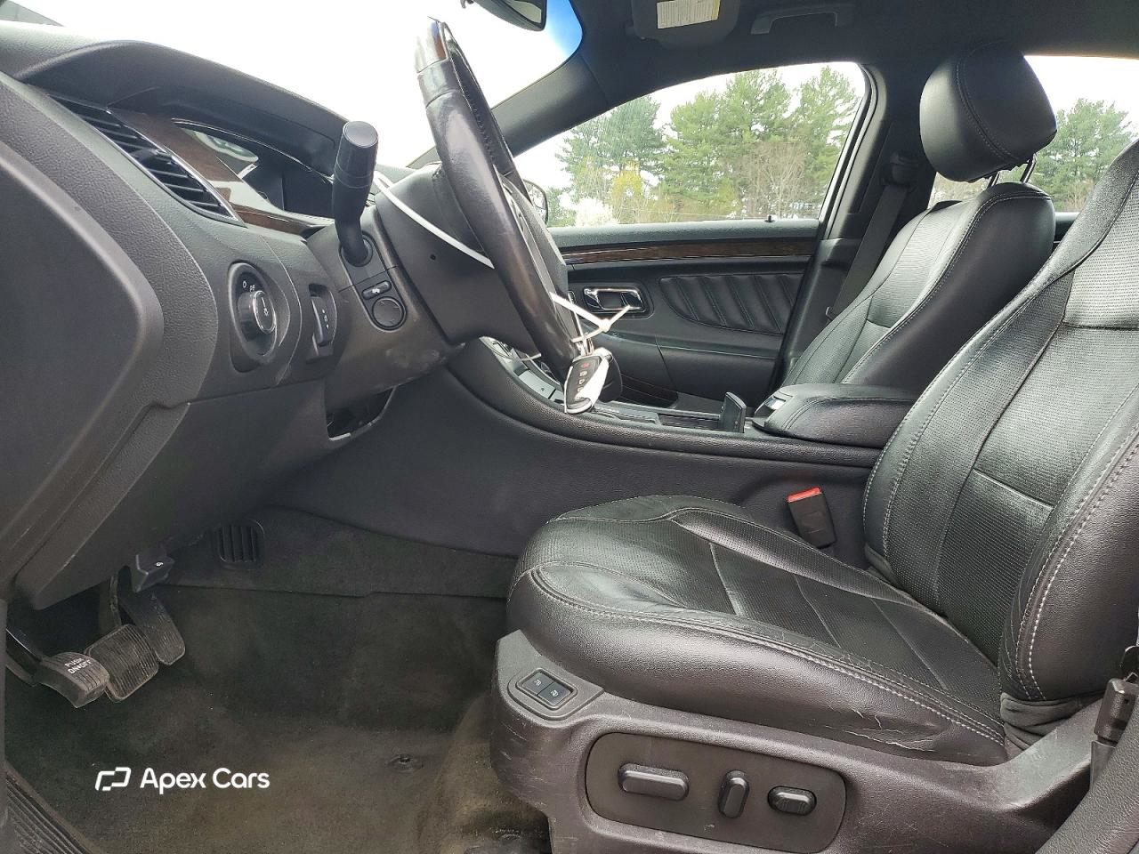 Ford Taurus 2015