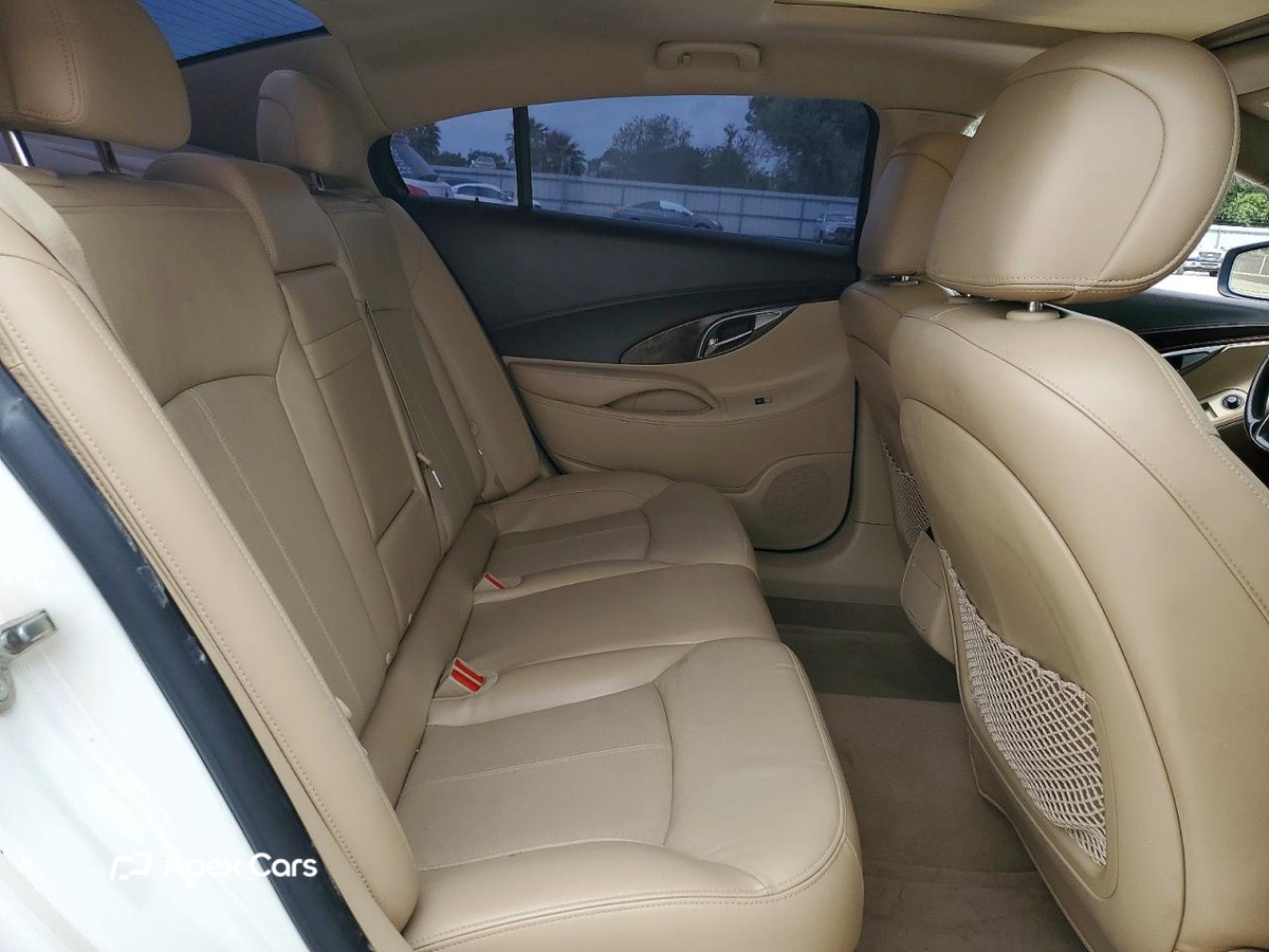 Buick LaCrosse 2011