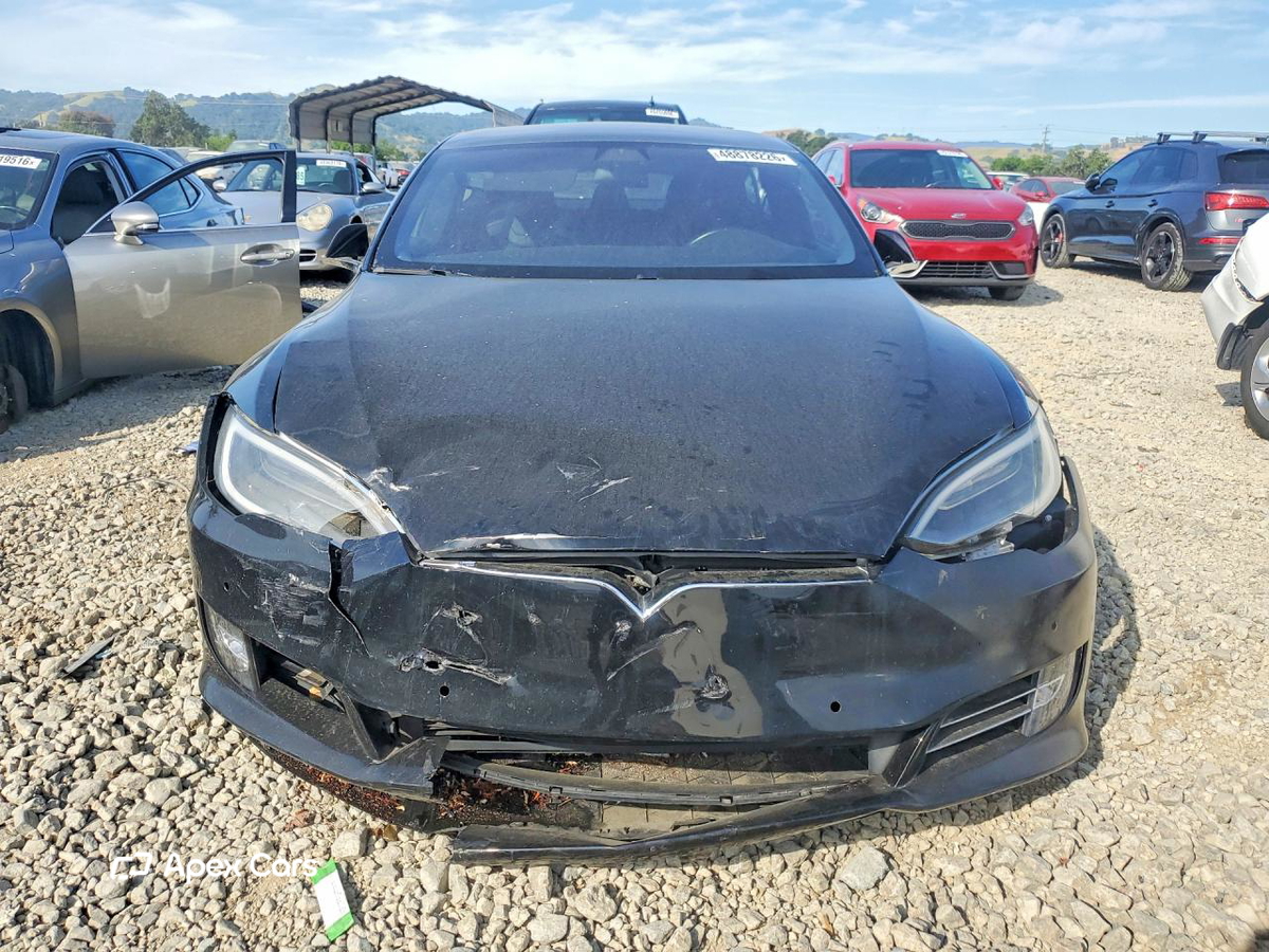 Tesla Model S 2018