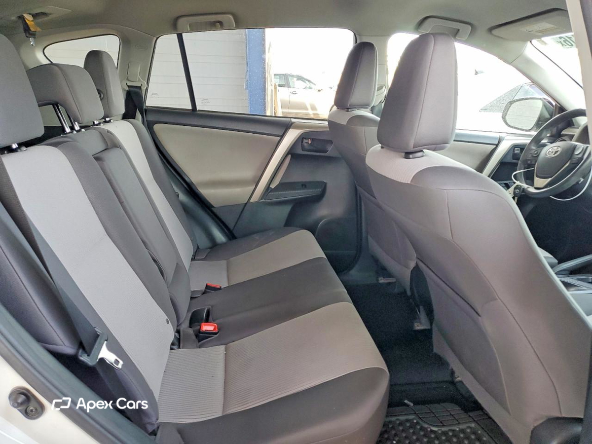 Toyota RAV 4 2015