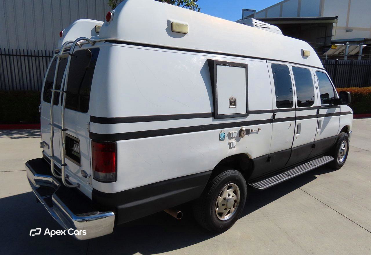 Ford Econoline 2008