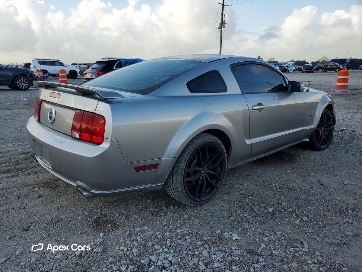 Ford Mustang 2008