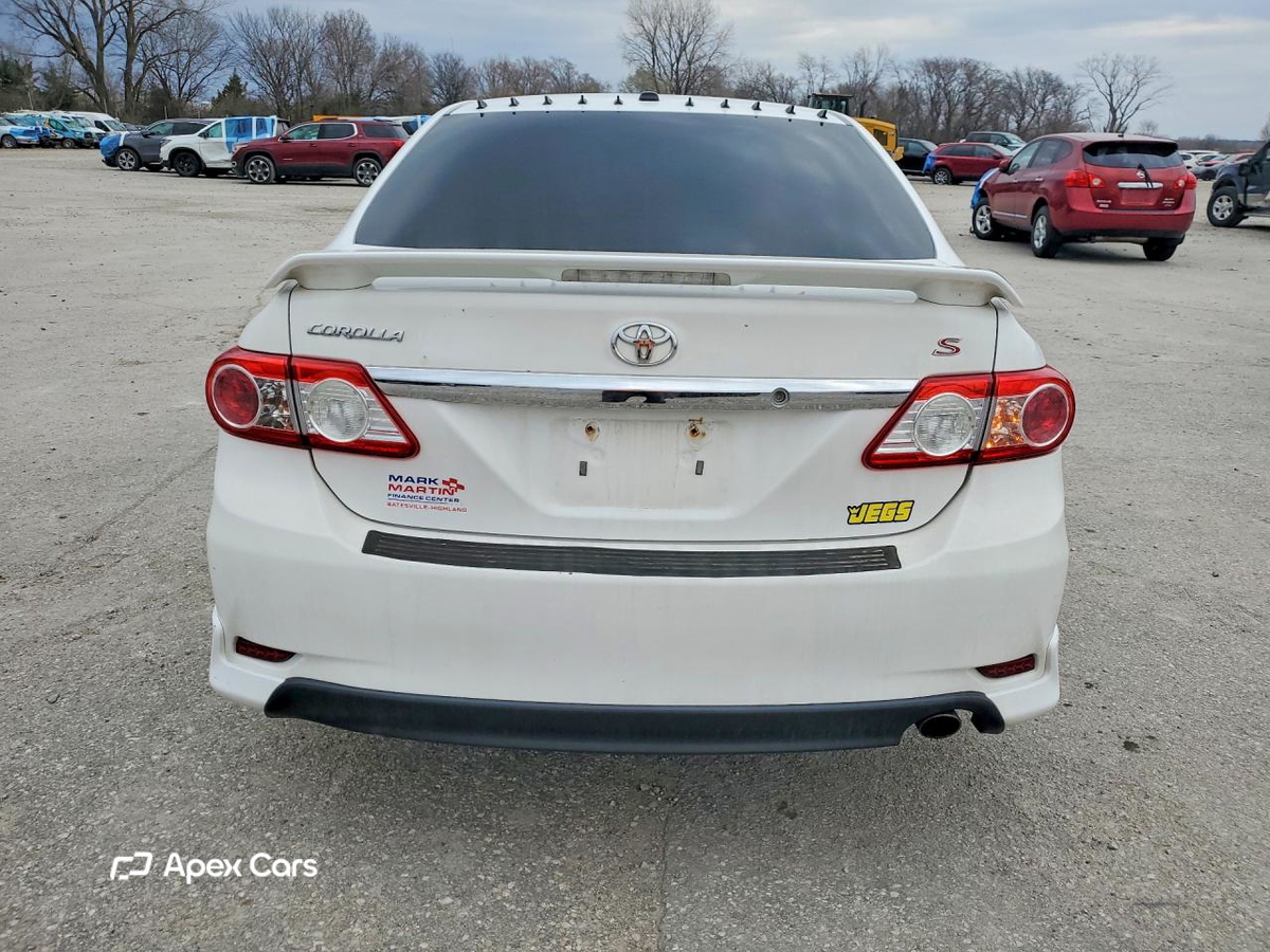 Toyota Corolla 2011