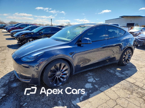 Tesla Model Y 2024 - Image 1 of 14