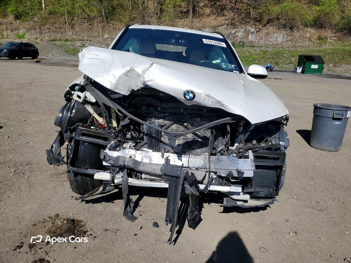 BMW X5 2021