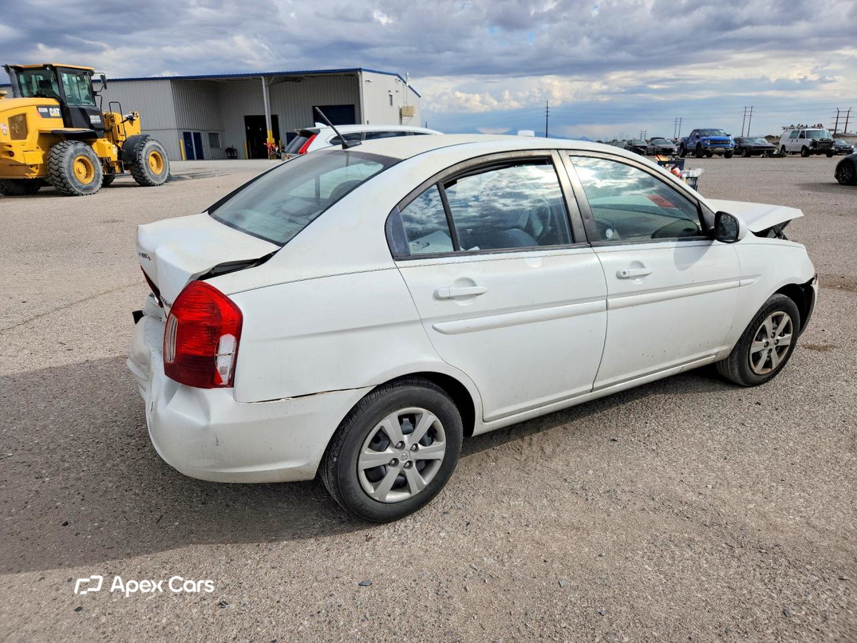 Hyundai Accent 2011
