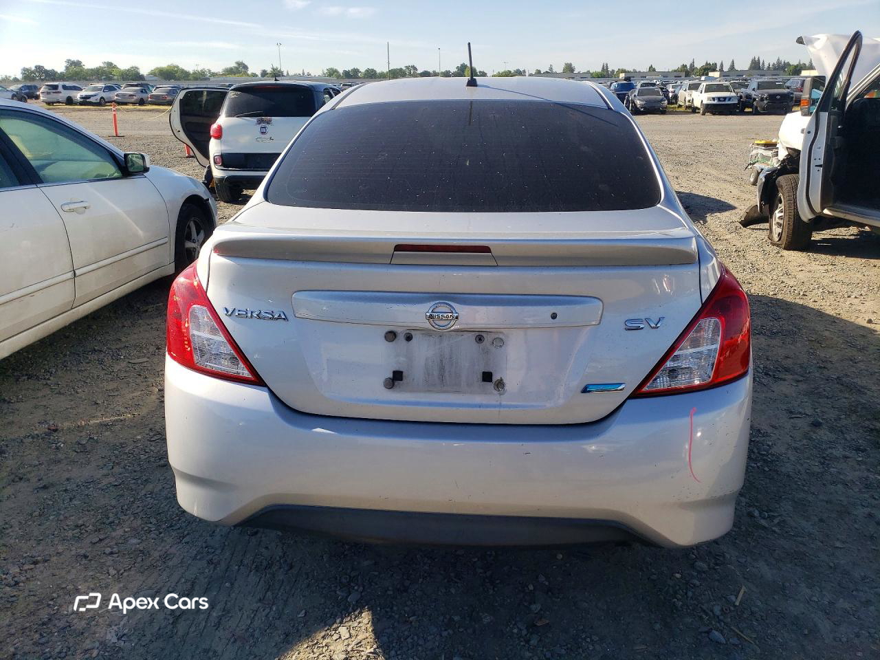Nissan Versa 2016