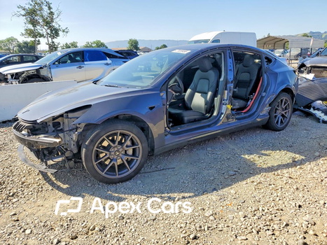 Tesla Model 3 2023 - Image 1 of 13