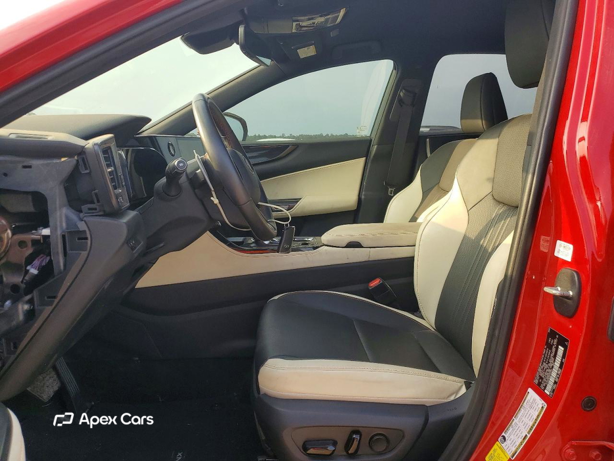 Lexus NX 2024