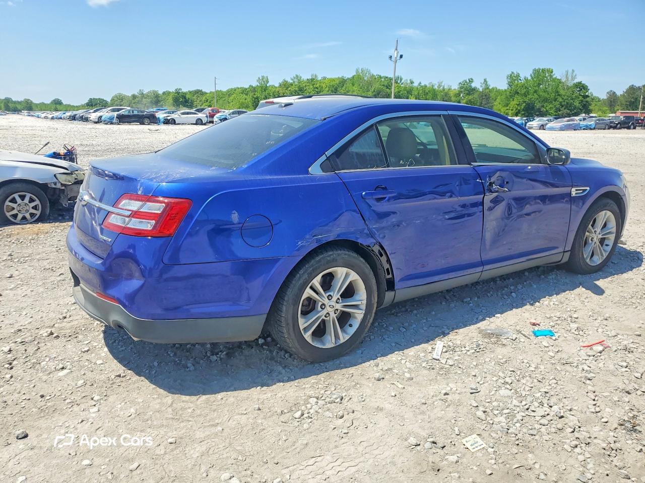 Ford Taurus 2015