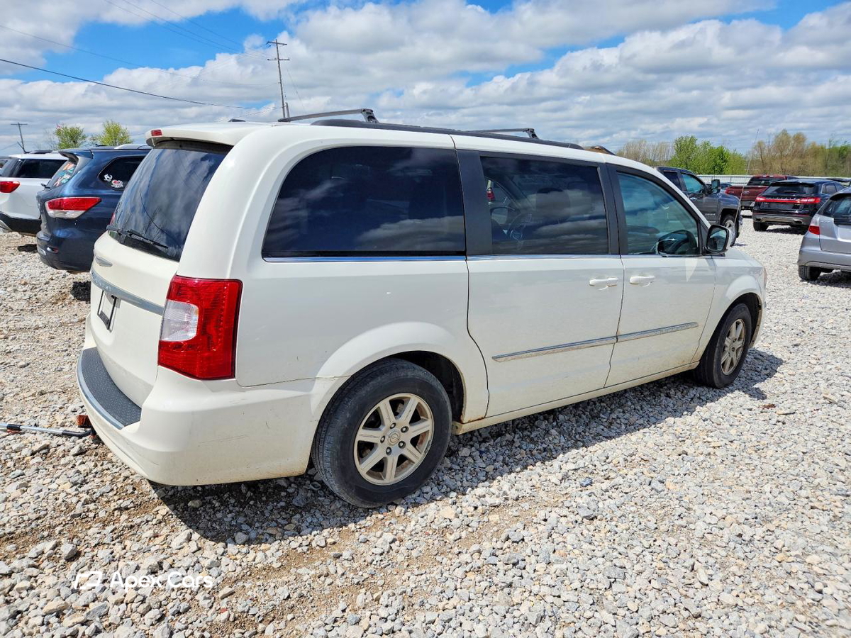 Chrysler Voyager 2012