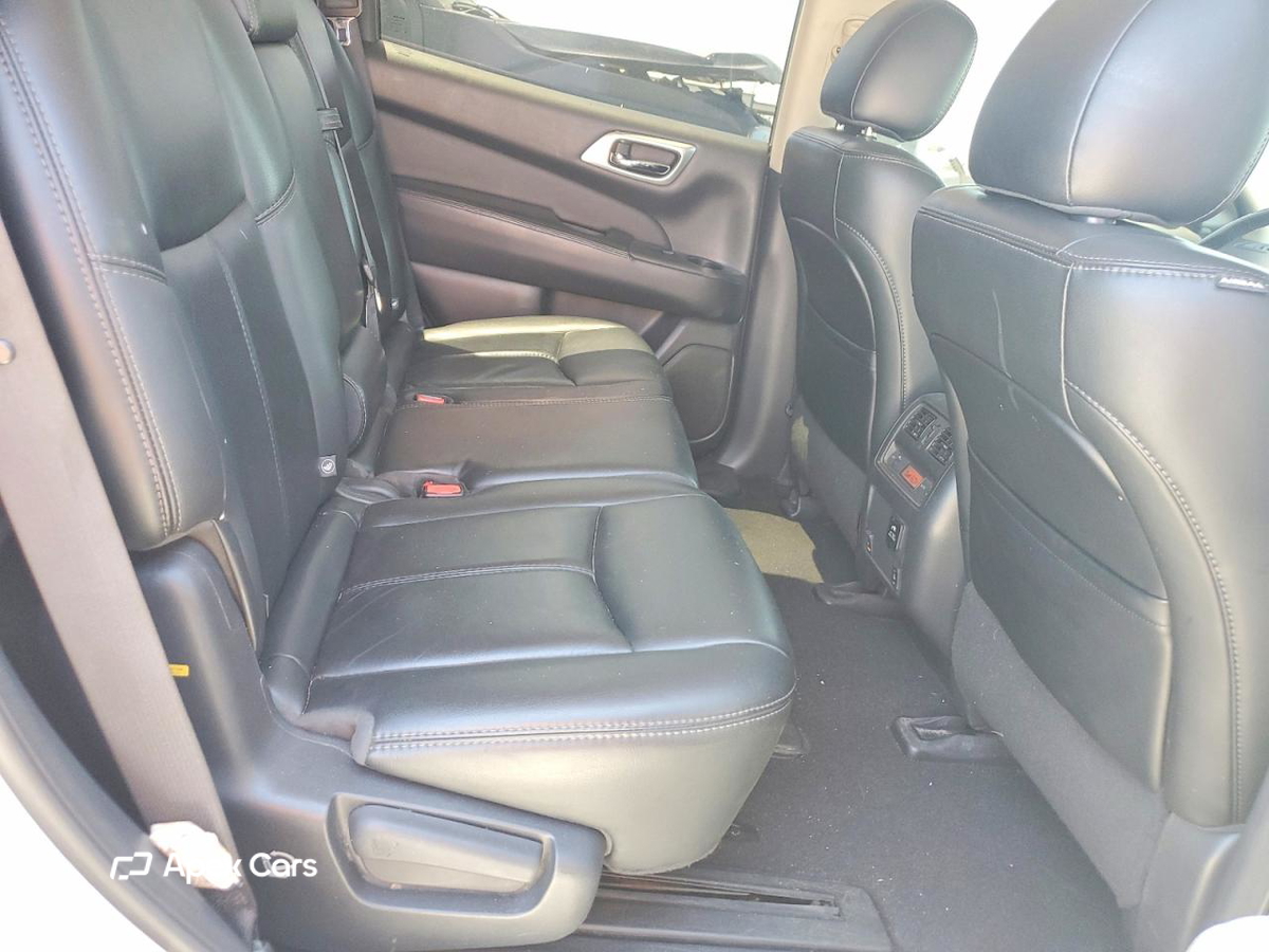 Nissan Pathfinder 2016