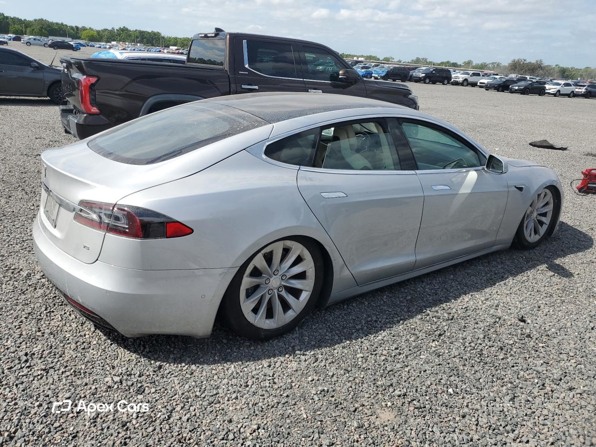 Tesla Model S 2017
