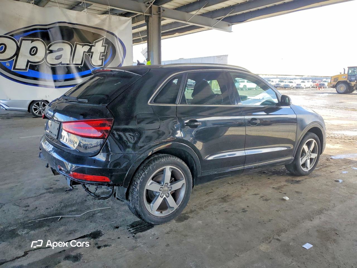 Audi Q3 2015