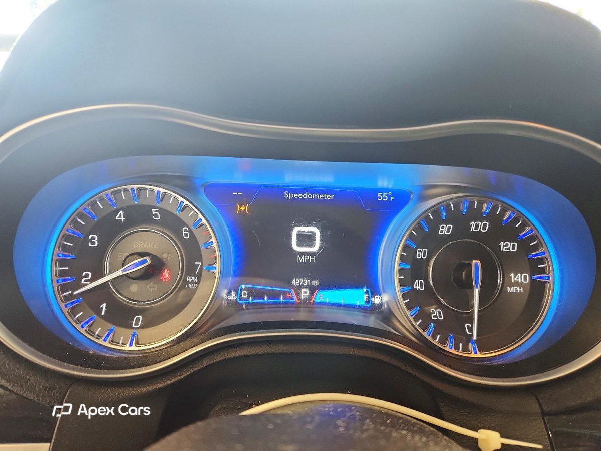 Chrysler 300 2023