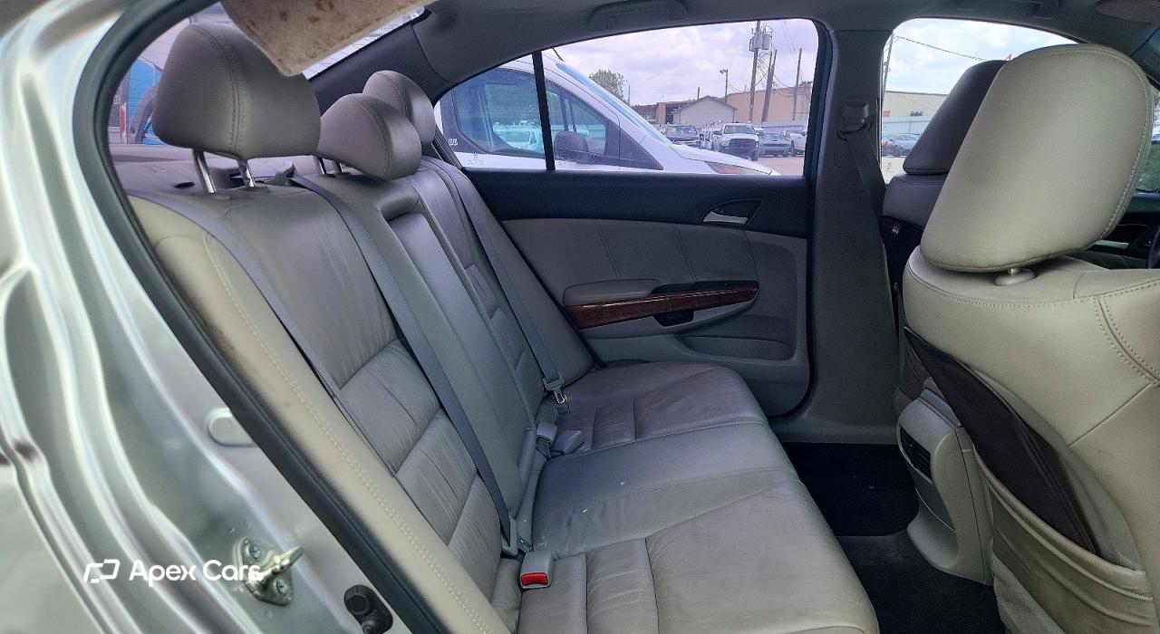 Honda Accord 2011