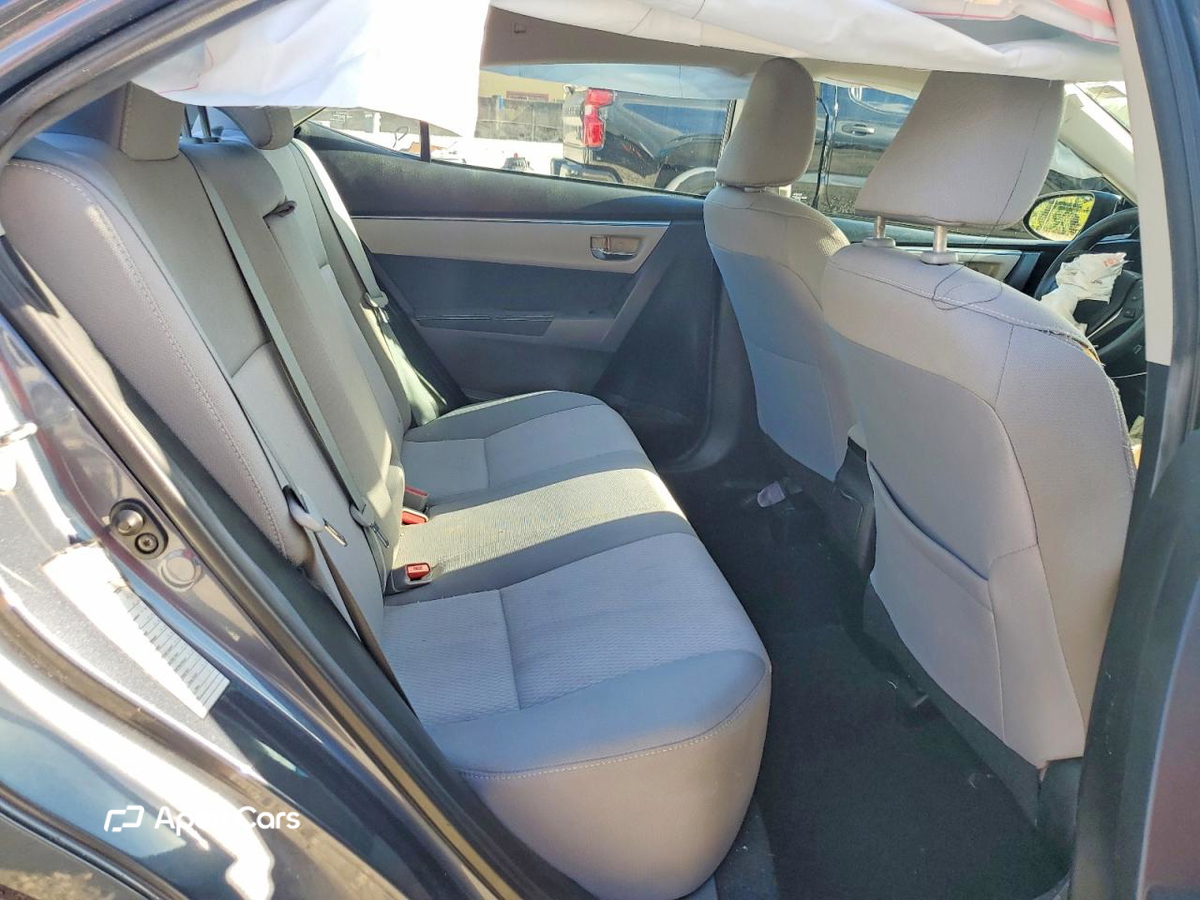 Toyota Corolla 2015