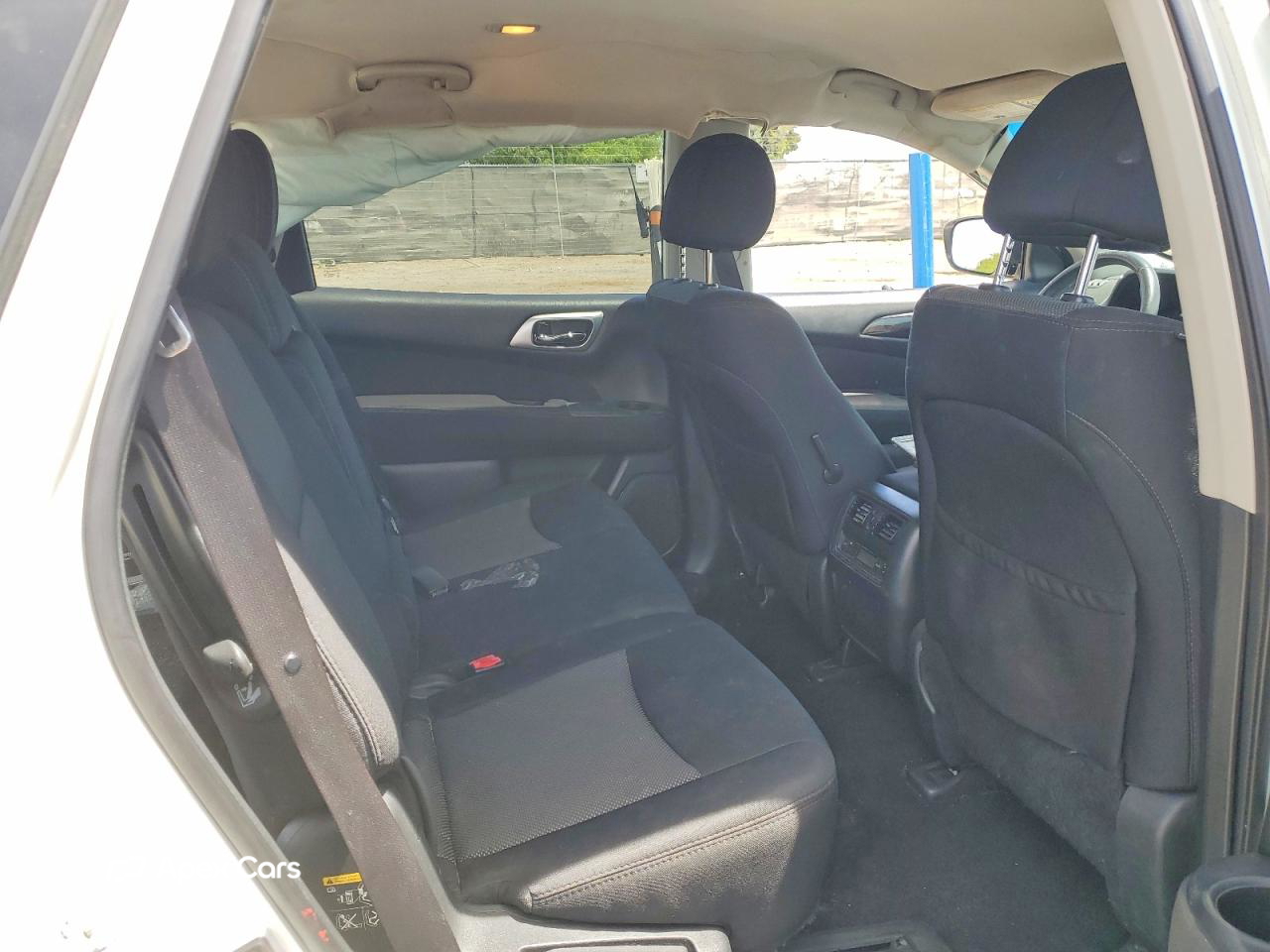 Nissan Pathfinder 2017