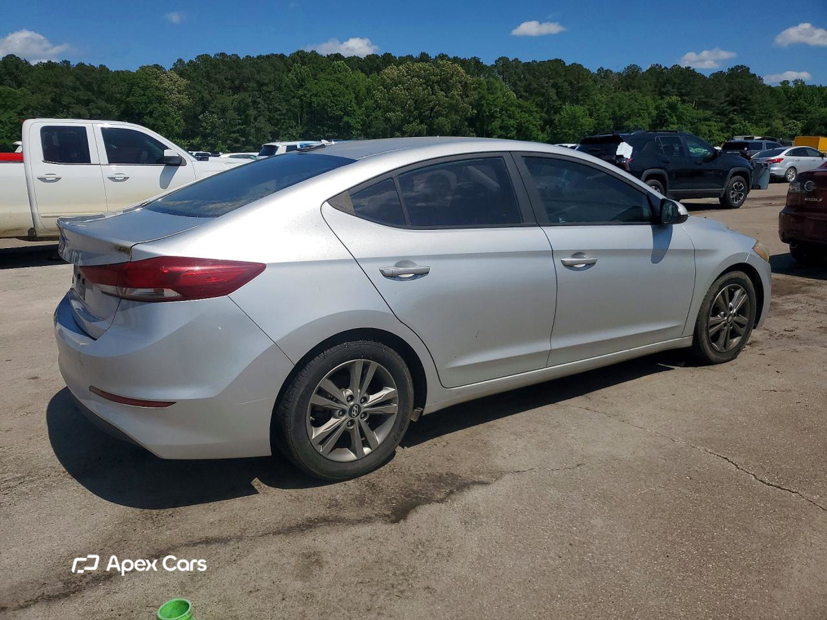 Hyundai Elantra 2018