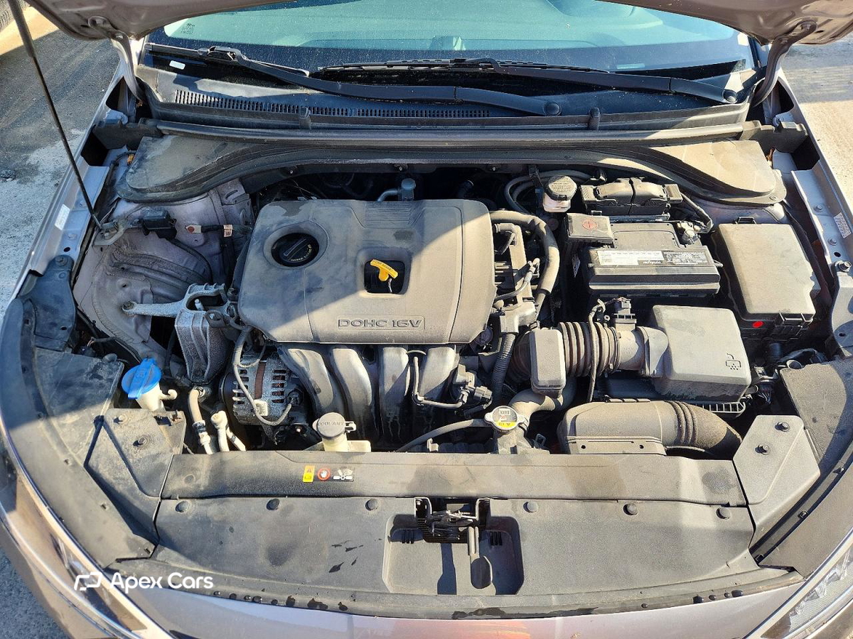 Hyundai Elantra 2020