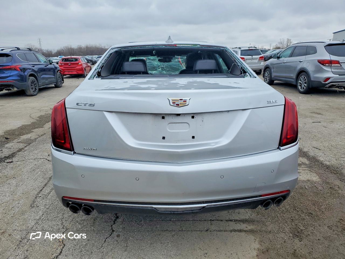 Cadillac CT6 2017