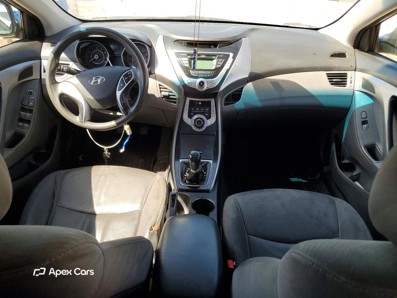 Hyundai Elantra 2012