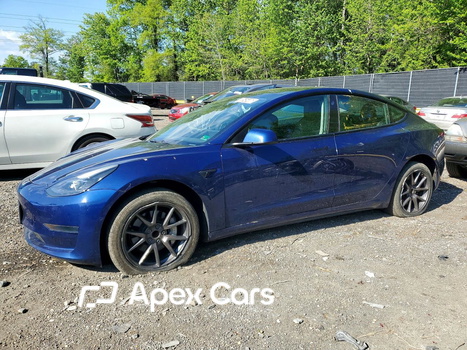 Tesla Model 3 2022 - Image 1 of 12