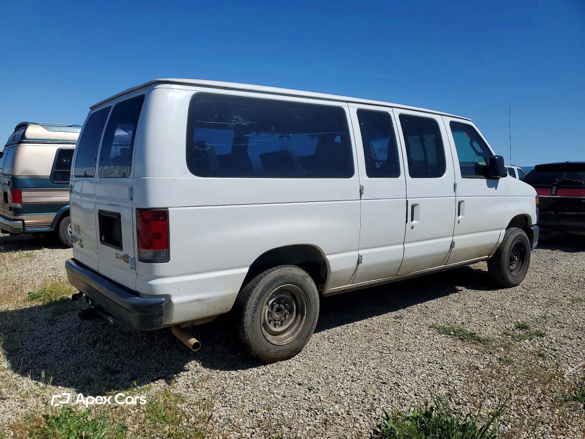 Ford Econoline 2011