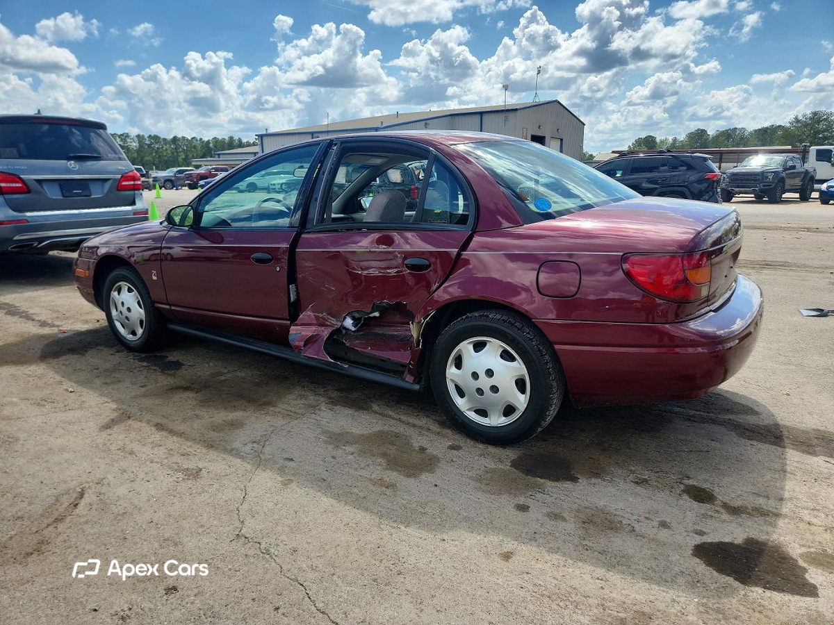 Saturn SL 2002