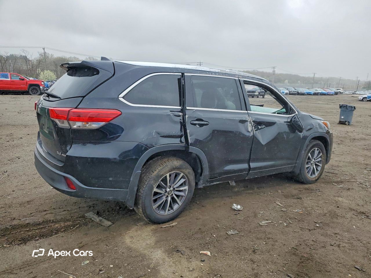 Toyota Highlander 2017