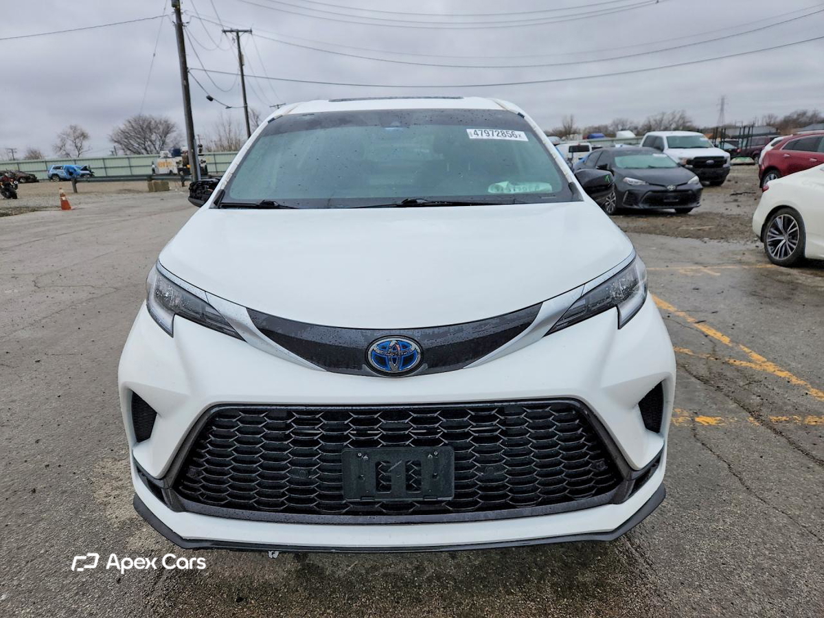 Toyota Sienna 2021
