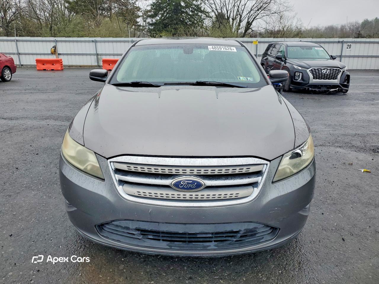 Ford Taurus 2011