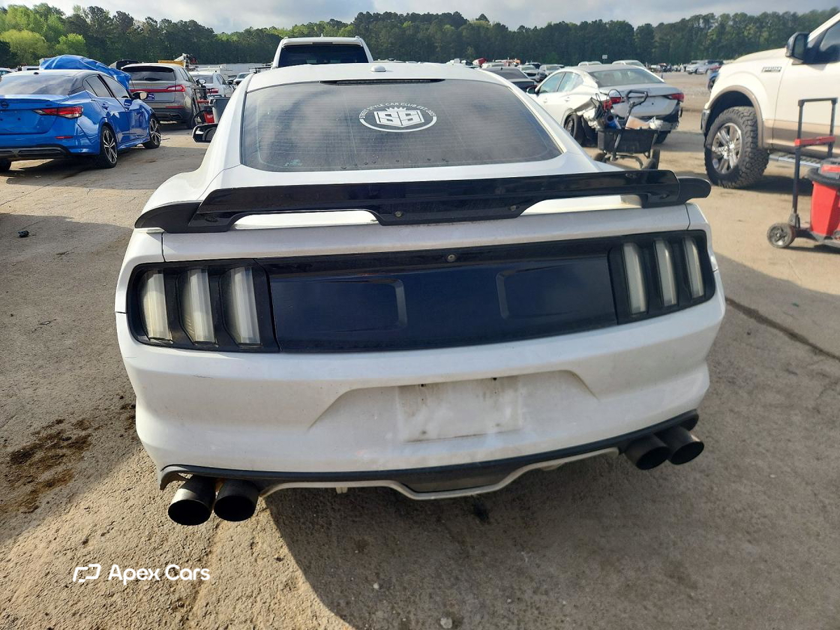 Ford Mustang 2015