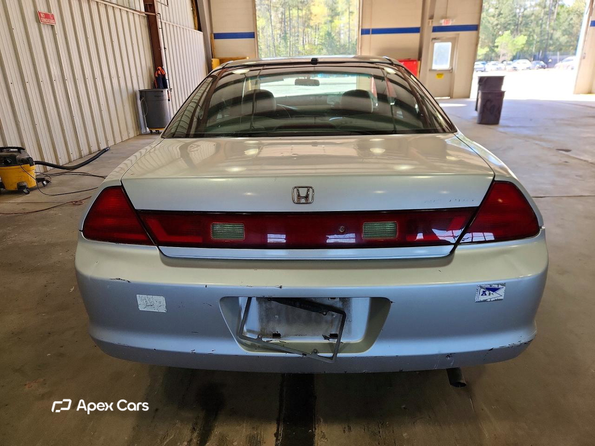 Honda Accord 2000