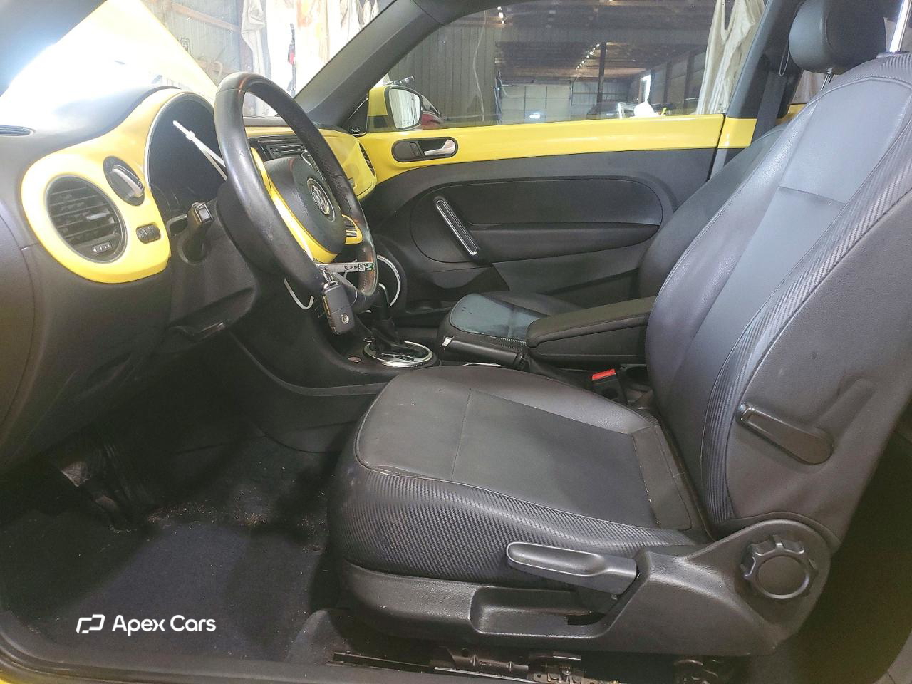 Volkswagen Beetle 2013