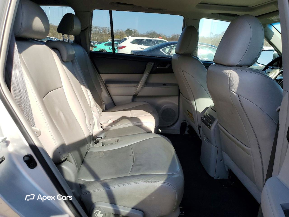 Toyota Highlander 2013