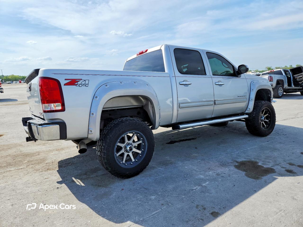 GMC Sierra 2010