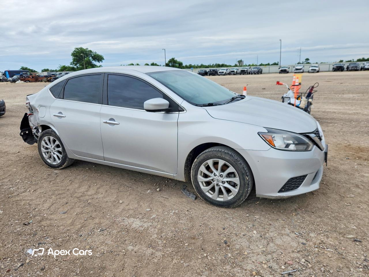 Nissan Sentra 2018