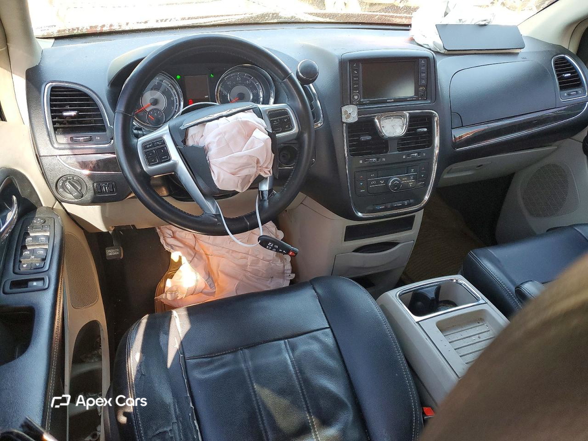 Chrysler Voyager 2013