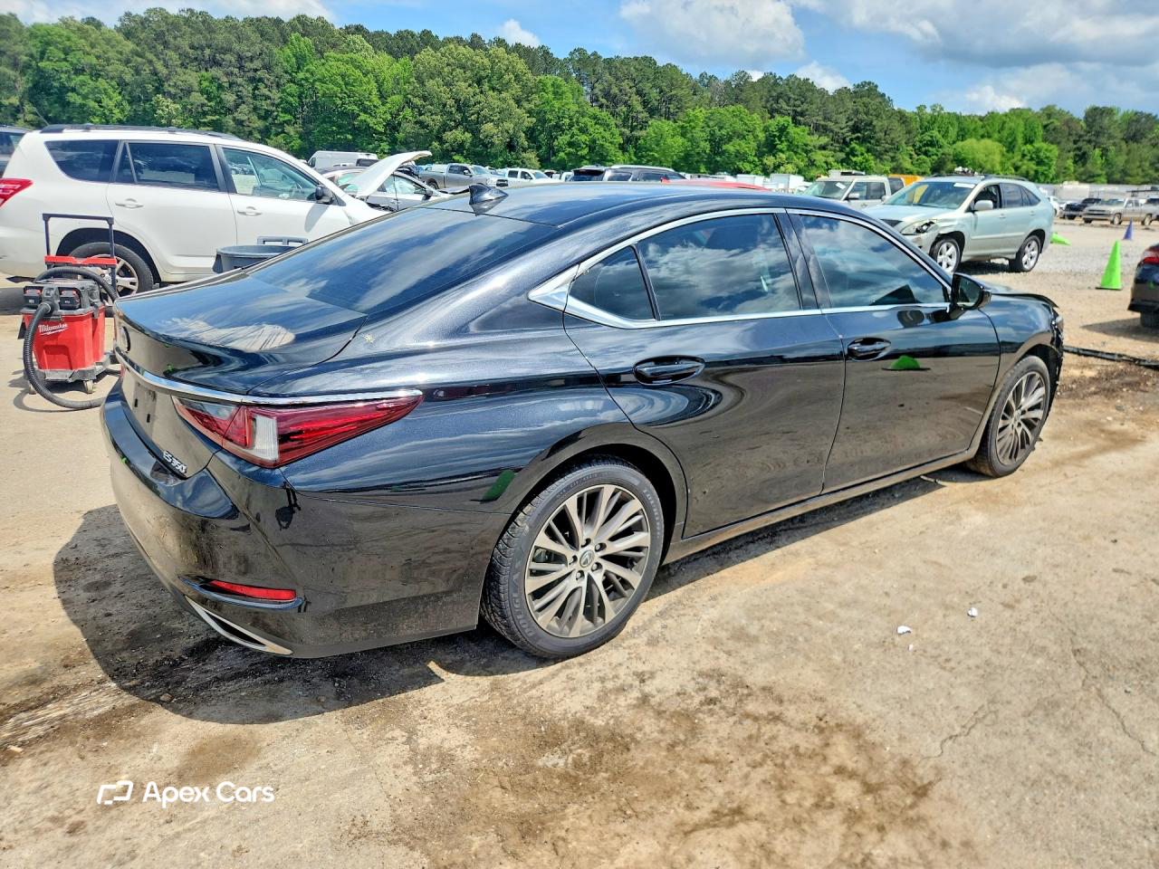 Lexus ES 2020