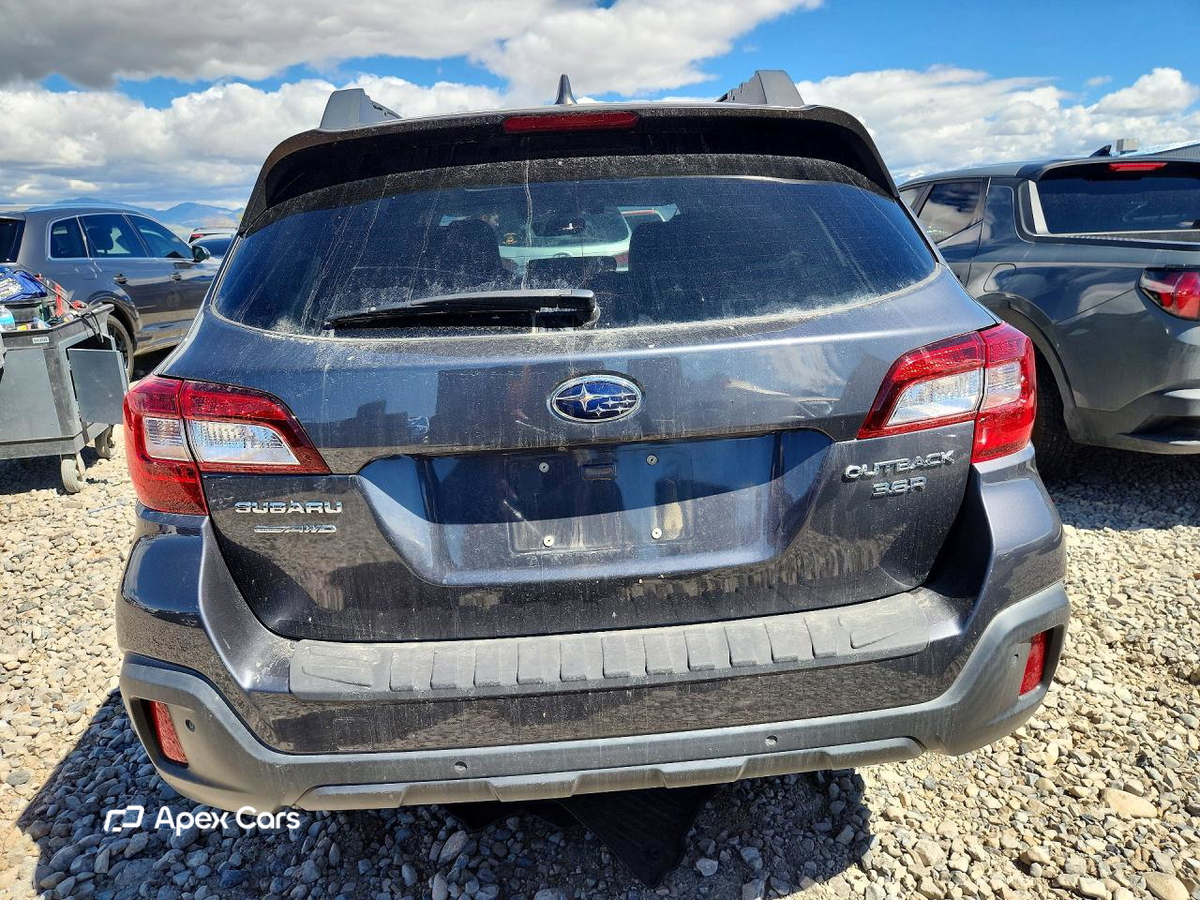 Subaru Outback 2018