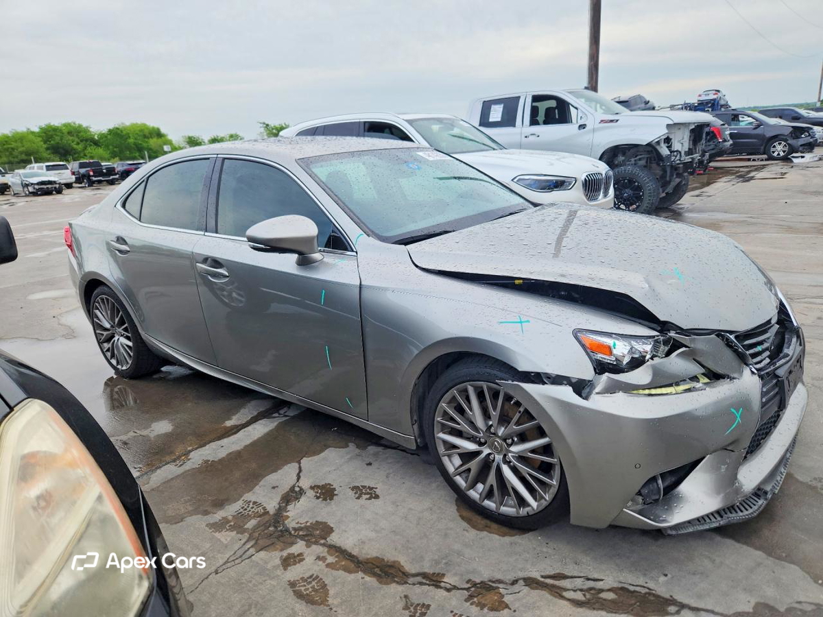 Lexus IS 2015