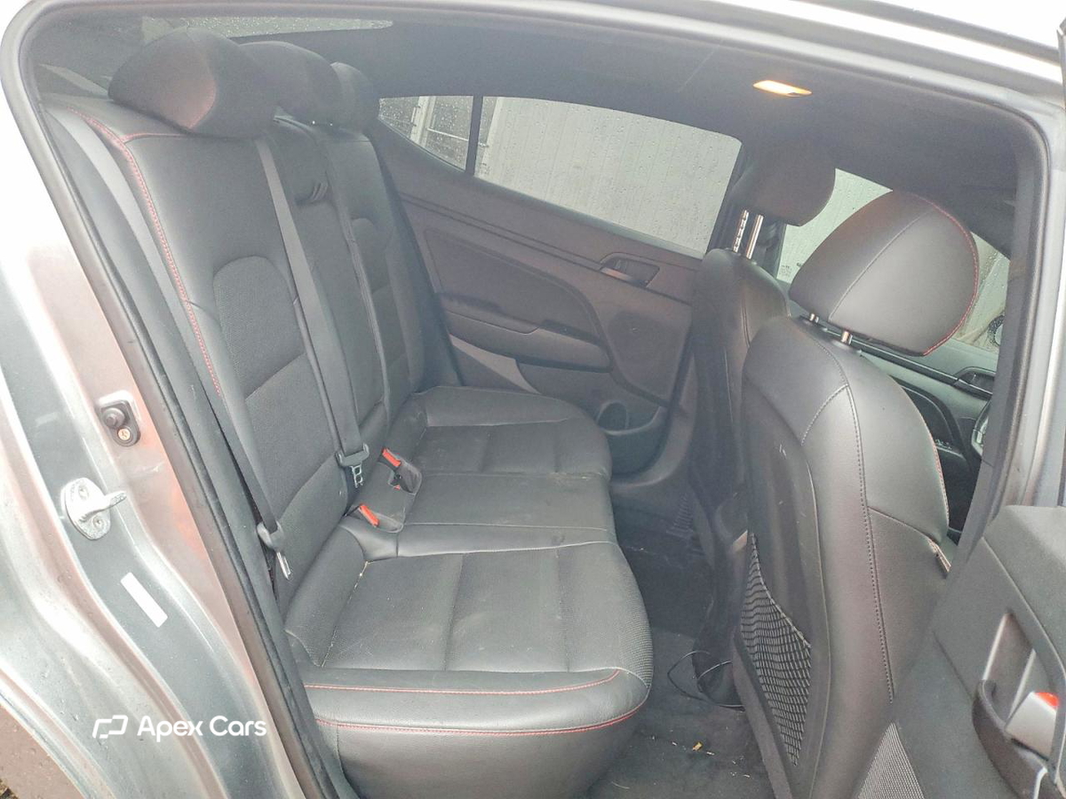 Hyundai Elantra 2018